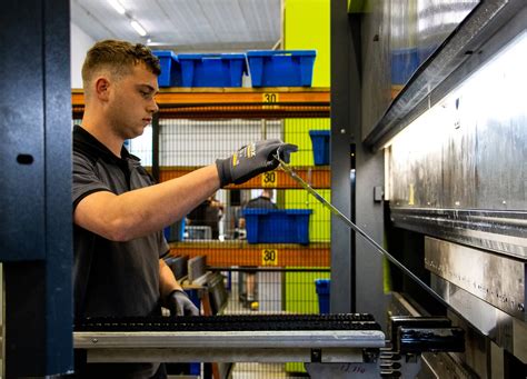50+ vacatures voor CNC Kanter en werk: 23 april 2025.